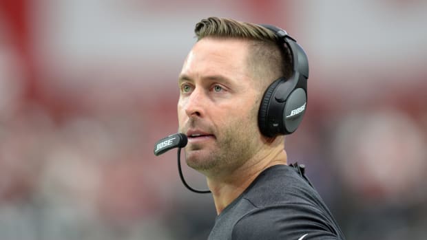 Oct 13, 2019; Glendale, AZ, USA; Arizona Cardinals head coach Kliff Kingsbury looks on against the Atlanta Falcons during the first half at State Farm Stadium.